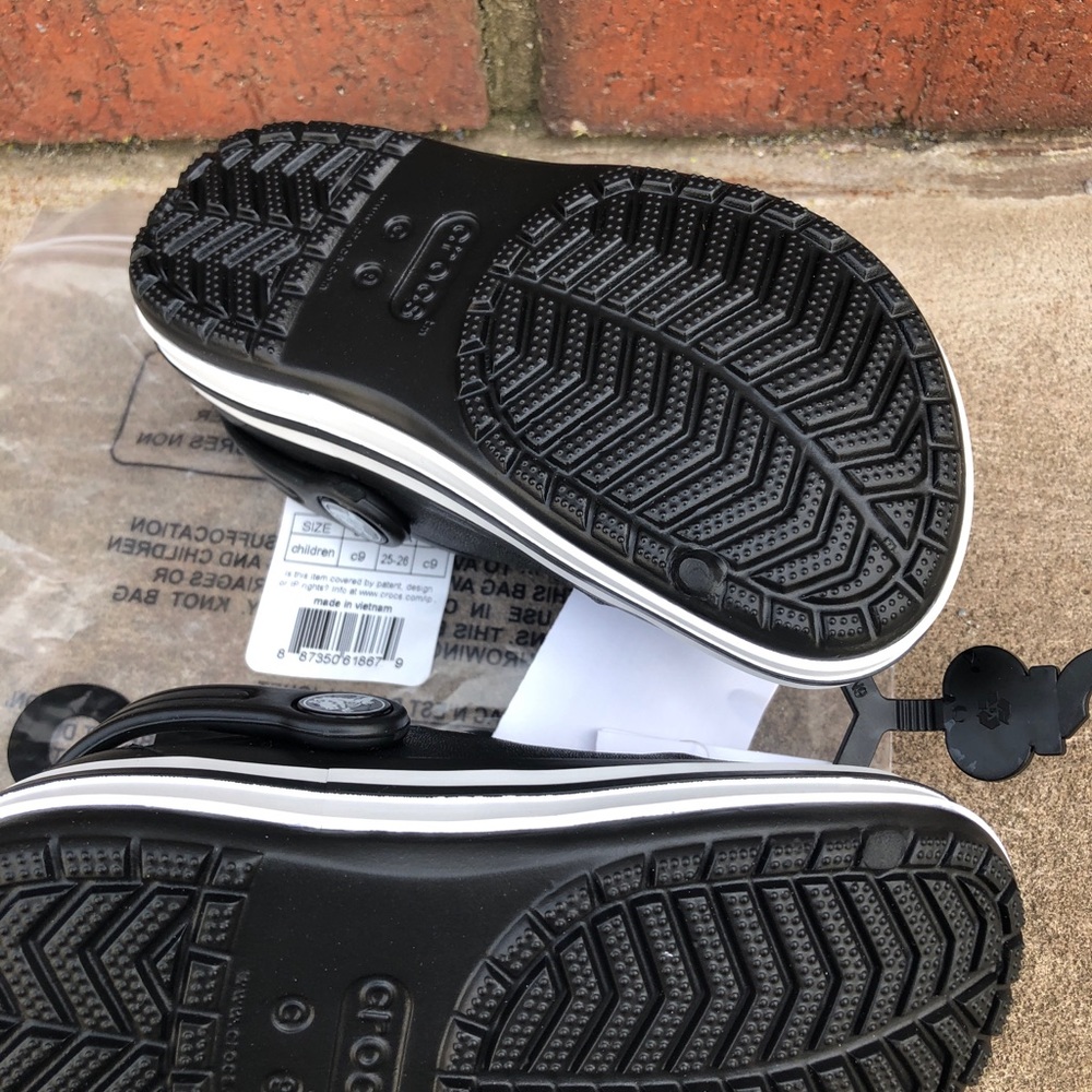 New Crocs Kids’ Bayaband Clog Classic Black - Picture 13 of 16